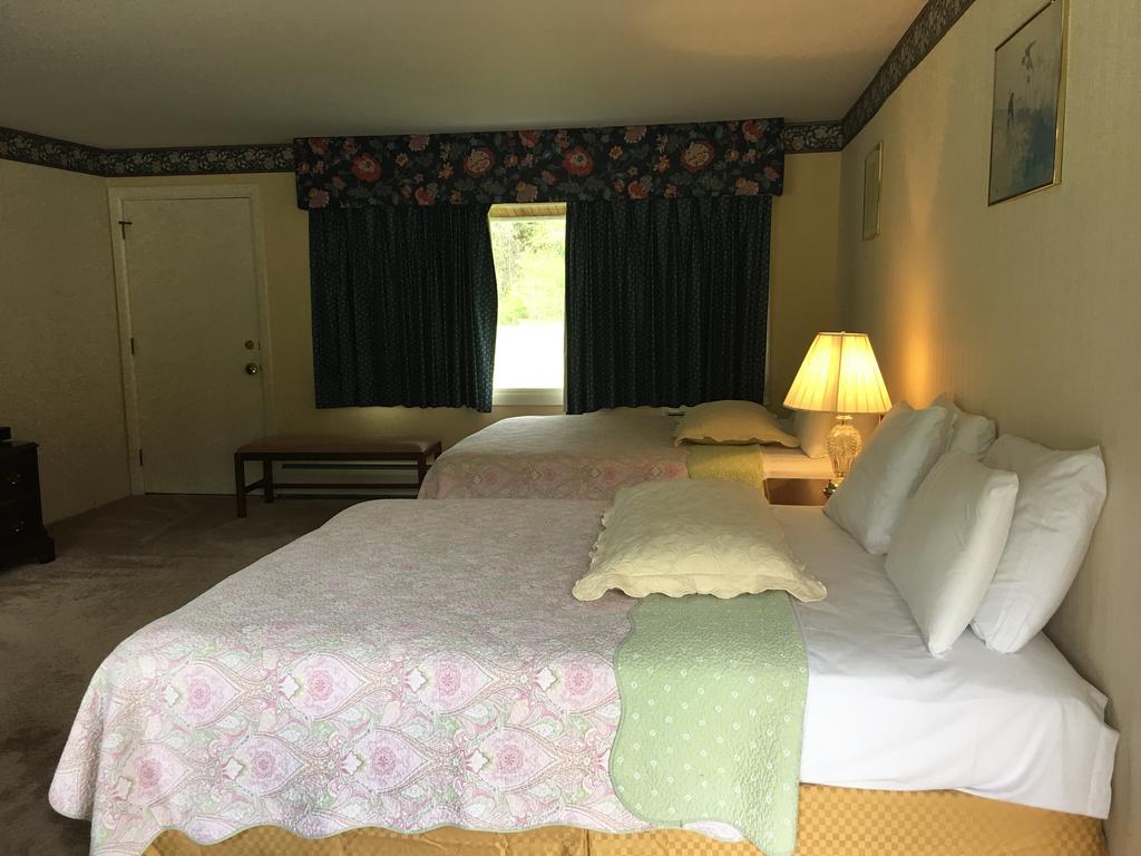 Weathervane Motel Манчестър Екстериор снимка