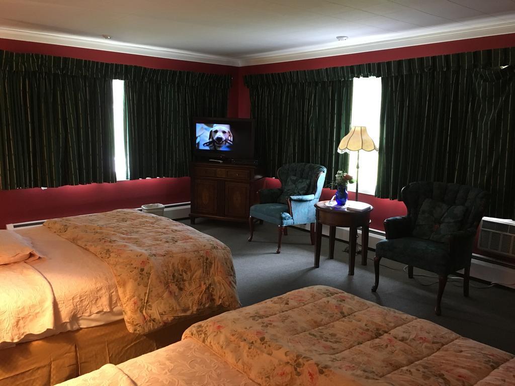 Weathervane Motel Манчестър Екстериор снимка