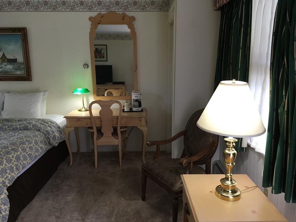 Weathervane Motel Манчестър Екстериор снимка