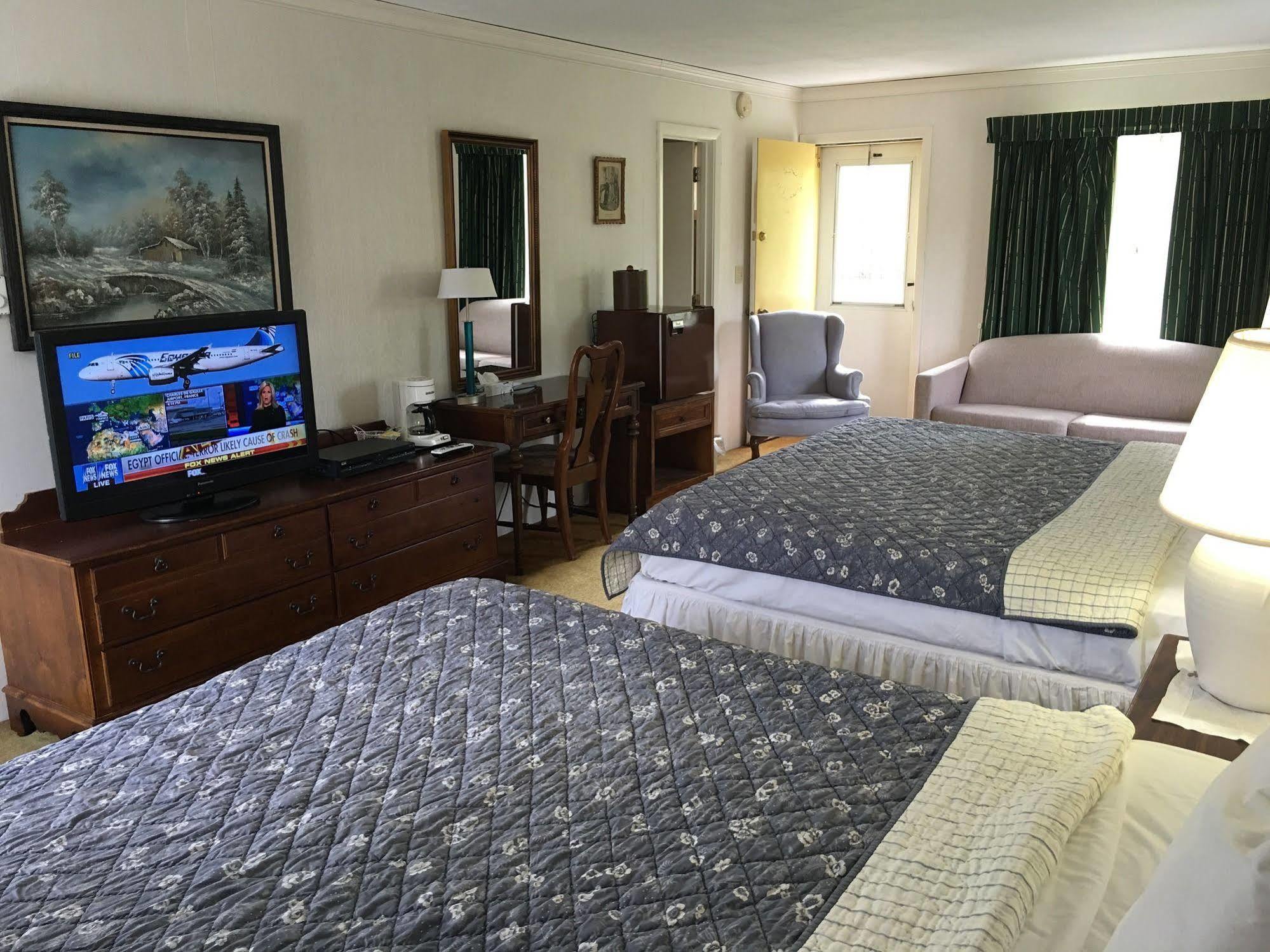 Weathervane Motel Манчестър Екстериор снимка
