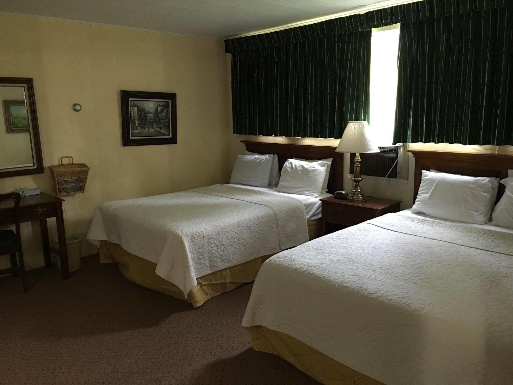 Weathervane Motel Манчестър Екстериор снимка